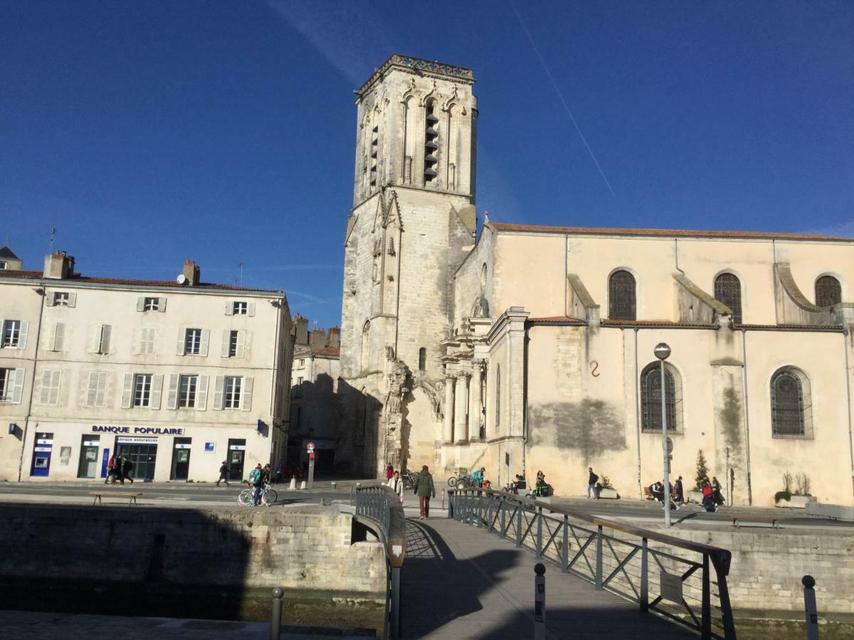 Appartement Centre Ville Pres Du Port Avec Parking Et Wifi 拉罗歇尔 外观 照片